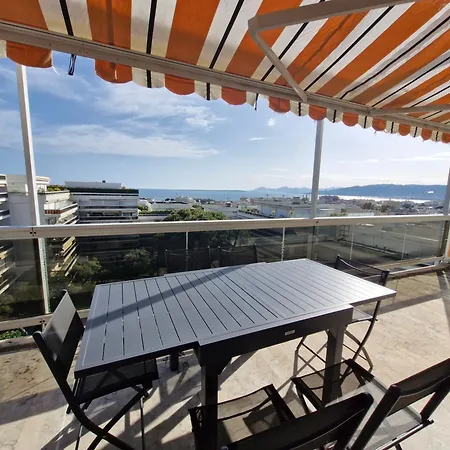 Appartement Incroyable Vue Sur Des îles Antibes